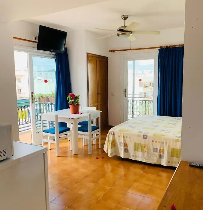 Apartamentos Ebusus-1